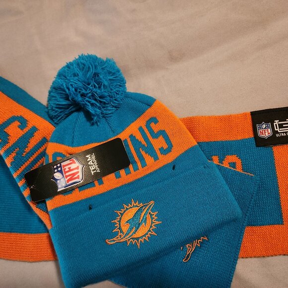 Miami Dolphins Skully Hat Cap & Scarf - Picture 2 of 3